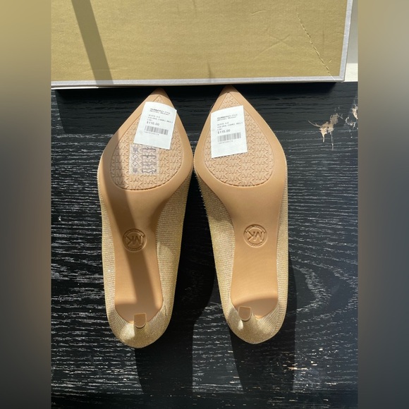 Michael Kors Alina gold flex glitter chain mesh pumps heels | 6.5 - Picture 5 of 9